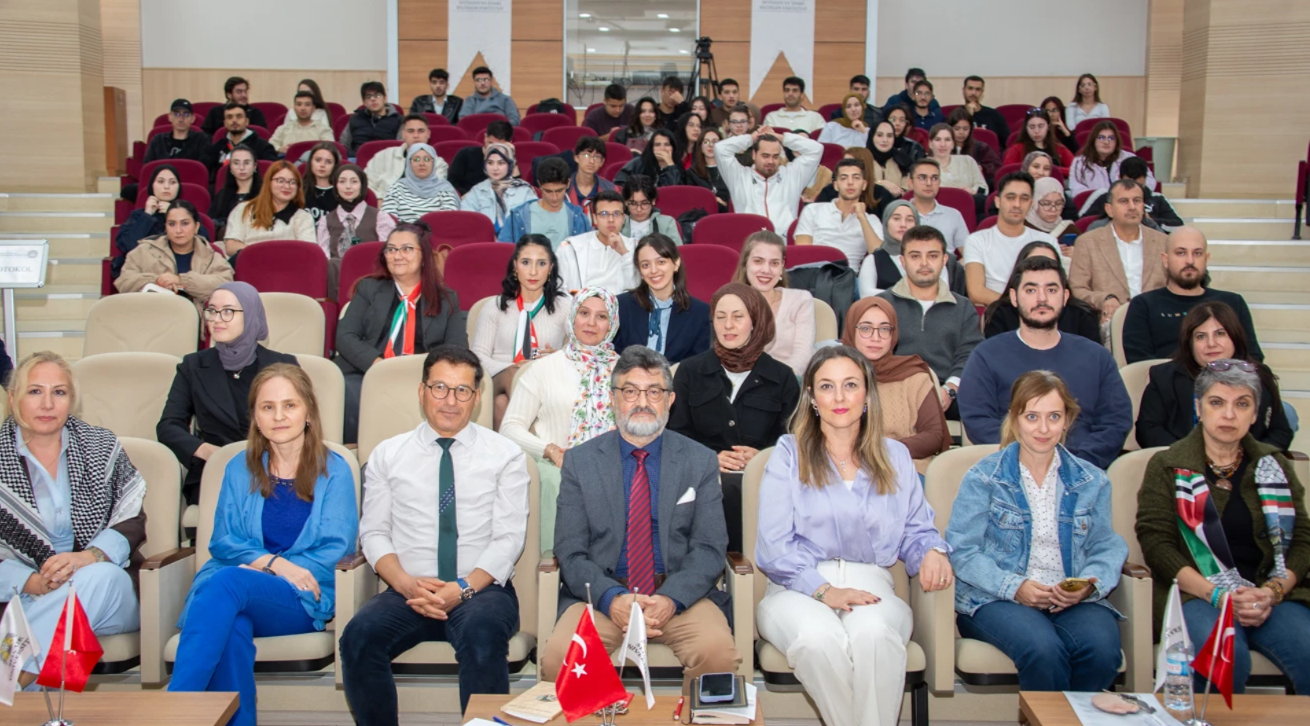 Gazze: Gözlerimizin Önündeki Soykırım Paneli gerçekleştirildi